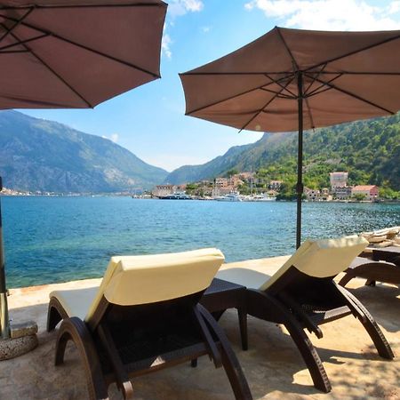 Seafront Apartment Vujovic Прчань Экстерьер фото
