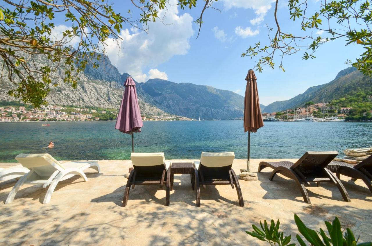 Seafront Apartment Vujovic Прчань Экстерьер фото