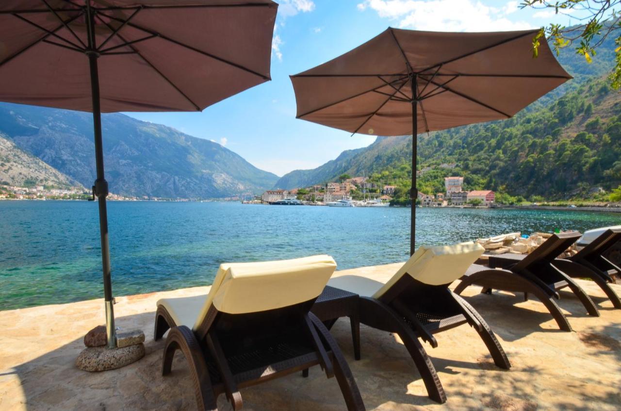 Seafront Apartment Vujovic Прчань Экстерьер фото